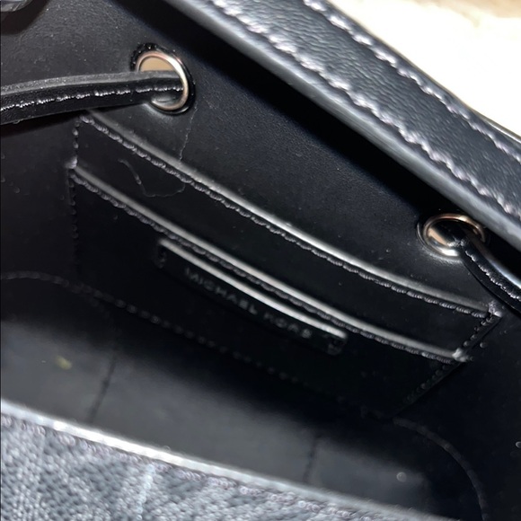 Michael Kors Black Shoulder Bag with Monogram Pattern New Without Label - Picture 7 of 9